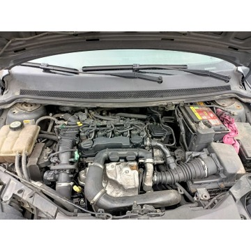 Ford Focus  Kombi 2007,  1.6 diesel - Na sprzedaż za 2 950,00 zł - Tarnów - zdjęcie 8