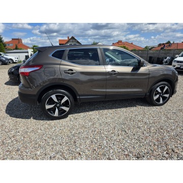 Nissan Qashqai  SUV 2015,  1.6 benzyna - Na sprzedaż za 49 900 zł - Gniezno - zdjęcie 9