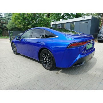 Toyota   Sedan/Limuzyna 2021 elektryczny, automat - Na sprzedaż za 58 500 zł - Warszawa - zdjęcie 4