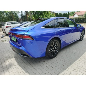 Toyota   Sedan/Limuzyna 2021 elektryczny, automat - Na sprzedaż za 58 500 zł - Warszawa - zdjęcie 6