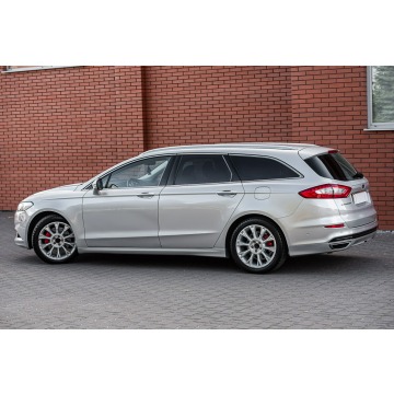 Ford Mondeo  Kombi 2016,  2.0 diesel, automat - Na sprzedaż za 32 900 zł - Podzagajnik - zdjęcie 7