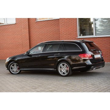 Mercedes - Benz E-klasa  Kombi 2015,  3.0 diesel, automat - Na sprzedaż za 56 900 zł - Podzagajnik - zdjęcie 10