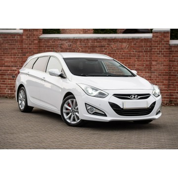 Hyundai i40  Kombi 2015,  1.7 diesel - Na sprzedaż za 30 900 zł - Podzagajnik - zdjęcie 2