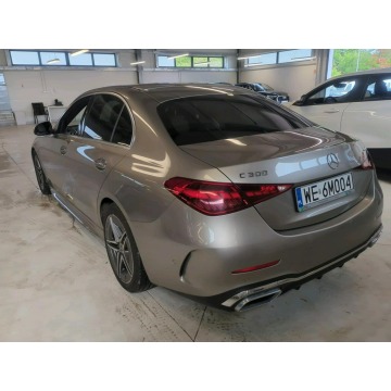 Mercedes - Benz C-klasa  Sedan/Limuzyna 2022,  2.0 hybryda, automat - Na sprzedaż za 184 800 zł - Pęcice - zdjęcie 11
