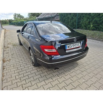Mercedes - Benz C-klasa  Sedan/Limuzyna 2013,  1.8 benzyna, automat - Na sprzedaż za 34 990 zł - Jacków - zdjęcie 2