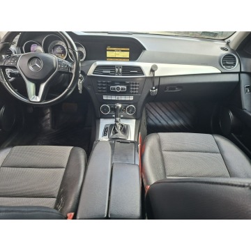 Mercedes - Benz C-klasa  Sedan/Limuzyna 2013,  1.8 benzyna, automat - Na sprzedaż za 34 990 zł - Jacków - zdjęcie 8