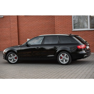 Audi A4  Kombi 2015,  2.0 diesel, automat - Na sprzedaż za 37 900 zł - Podzagajnik - zdjęcie 7