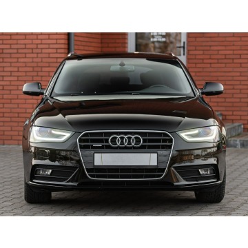 Audi A4  Kombi 2015,  2.0 diesel, automat - Na sprzedaż za 37 900 zł - Podzagajnik - zdjęcie 11