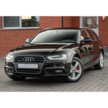 Audi A4  Kombi 2015,  2.0 diesel, automat - Na sprzedaż za 37 900 zł - Podzagajnik - zdjęcie 12