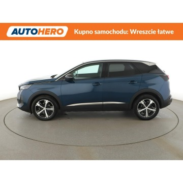 Peugeot 3008  SUV 2023,  1.2 benzyna, automat - Na sprzedaż za 82 000 zł - Warszawa - zdjęcie 2