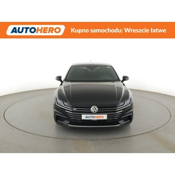 Volkswagen Arteon  Sedan/Limuzyna 2019,  2.0 benzyna, automat - Na sprzedaż za 92 900 zł - Warszawa - zdjęcie 11