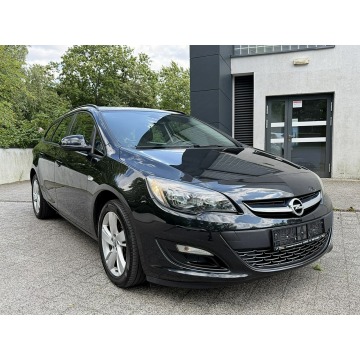 Opel Astra  Kombi 2013,  1.4 benzyna - Na sprzedaż za 17 900 zł - Kutno - zdjęcie 4