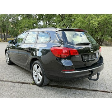 Opel Astra  Kombi 2013,  1.4 benzyna - Na sprzedaż za 17 900 zł - Kutno - zdjęcie 7