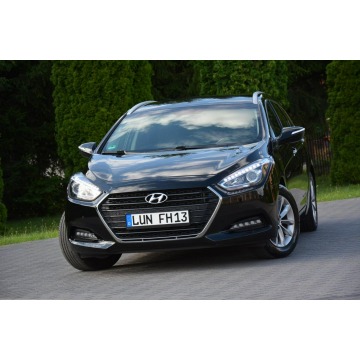 Hyundai i40  Kombi 2017,  1.6 benzyna - Na sprzedaż za 38 900 zł - Ostrów Mazowiecka - zdjęcie 2