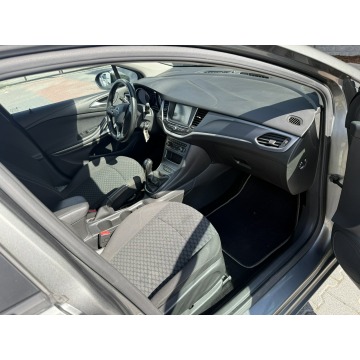 Opel Astra  Liftback 2019,  1.6 diesel - Na sprzedaż za 24 900 zł - Zielona Łąka - zdjęcie 7