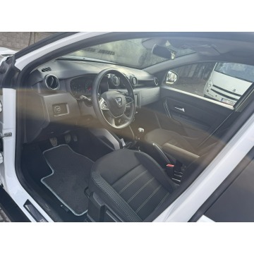 Dacia Duster  SUV 2018,  1.2 benzyna - Na sprzedaż za 23 900 zł - Zielona Łąka - zdjęcie 7