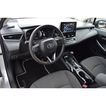Toyota Corolla  Sedan/Limuzyna 2021,  1.8 hybryda, automat - Na sprzedaż za 69 999 zł - Warszawa - zdjęcie 6