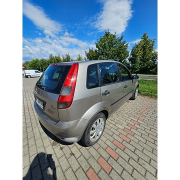 Ford Fiesta  Hatchback 2004,  1.2 benzyna - Na sprzedaż za 4 200,00 zł - Głogów - zdjęcie 4