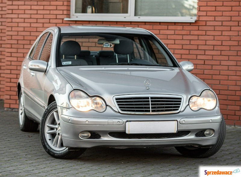 Mercedes - Benz C-klasa  Sedan/Limuzyna 2001,  1.8 benzyna+LPG - Na sprzedaż za 9 900,00 zł - Podzagajnik