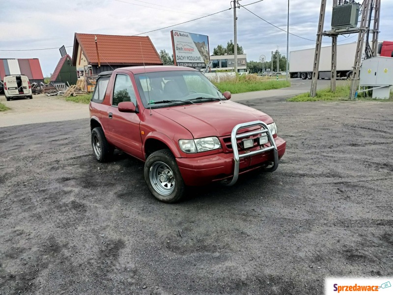 Kia Sportage  Terenowy 2000,  2.0 benzyna - Na sprzedaż za 13 000 zł - Tarnów