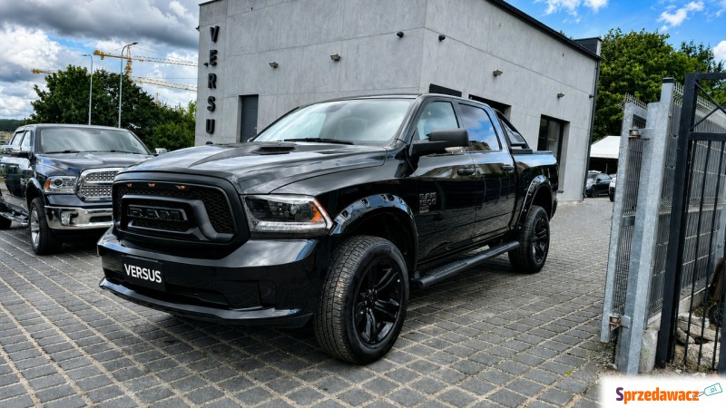 Dodge RAM 2024,  5.7 benzyna, automat - Na sprzedaż za 169 900 zł - Gdynia
