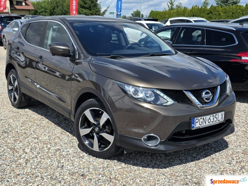 Nissan Qashqai  SUV 2015,  1.6 benzyna - Na sprzedaż za 49 900 zł - Gniezno
