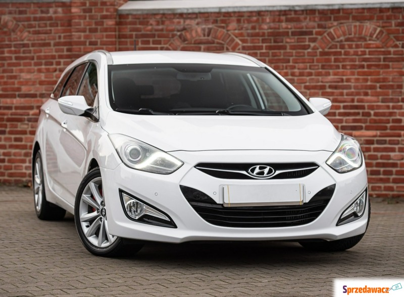 Hyundai i40  Kombi 2015,  1.7 diesel - Na sprzedaż za 30 900 zł - Podzagajnik