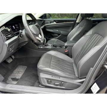 Volkswagen Passat  Sedan/Limuzyna 2022,  1.4 hybryda, automat - Na sprzedaż za 98 999 zł - Warszawa - zdjęcie 5
