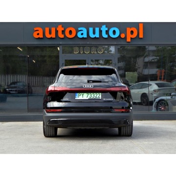 Audi   Terenowy 2021 elektryczny, automat - Na sprzedaż za 118 999 zł - Warszawa - zdjęcie 5
