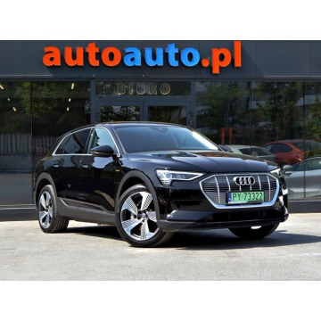 Audi   Terenowy 2021 elektryczny, automat - Na sprzedaż za 118 999 zł - Warszawa - zdjęcie 3