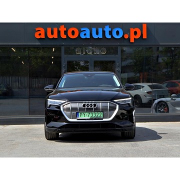 Audi   Terenowy 2021 elektryczny, automat - Na sprzedaż za 118 999 zł - Warszawa - zdjęcie 2