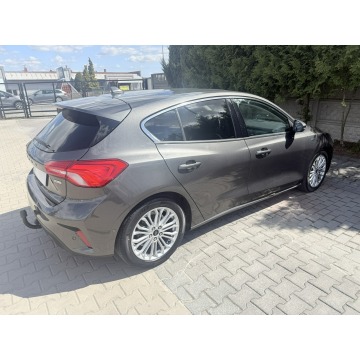 Ford Focus  Hatchback 2019,  1.5 diesel - Na sprzedaż za 37 900 zł - Zielona Łąka - zdjęcie 1