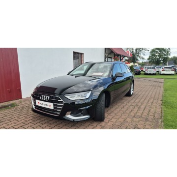 Audi A4  Kombi 2022,  2.0 benzyna, automat - Na sprzedaż za 98 800 zł - Paproć - zdjęcie 3
