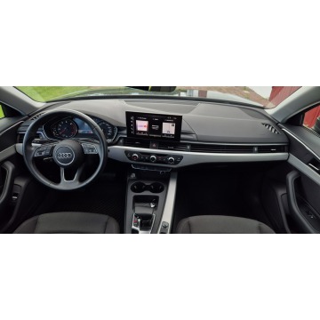 Audi A4  Kombi 2022,  2.0 benzyna, automat - Na sprzedaż za 98 800 zł - Paproć - zdjęcie 12