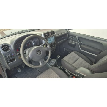 Suzuki Jimny  Terenowy 2010,  1.3 benzyna+LPG - Na sprzedaż za 29 800 zł - Paproć - zdjęcie 12