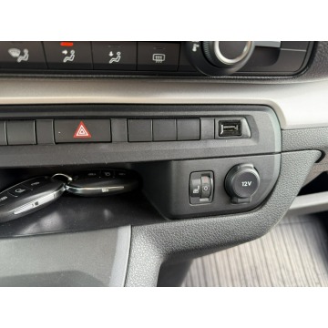 Toyota ProAce  Minivan/Van 2022,  2.0 diesel - Na sprzedaż za 136 800 zł - Pęcice - zdjęcie 8