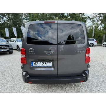 Toyota ProAce  Minivan/Van 2022,  2.0 diesel - Na sprzedaż za 136 800 zł - Pęcice - zdjęcie 9