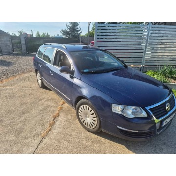 Volkswagen Passat  Kombi 2006,  1.9 diesel - Na sprzedaż za 6 500,00 zł - Zabłocie - zdjęcie 2