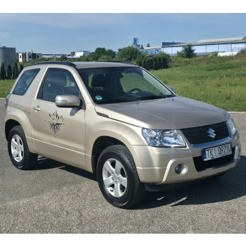 Suzuki Grand Vitara  SUV 2011,  1.6 benzyna - Na sprzedaż za 27 900 zł - Piekoszów - zdjęcie 2