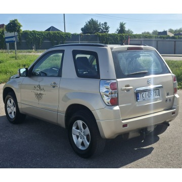 Suzuki Grand Vitara  SUV 2011,  1.6 benzyna - Na sprzedaż za 27 900 zł - Piekoszów - zdjęcie 4