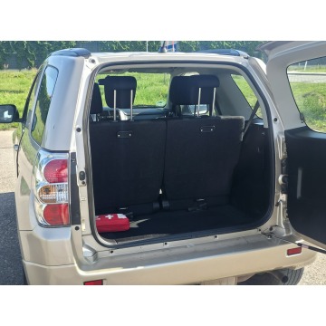 Suzuki Grand Vitara  SUV 2011,  1.6 benzyna - Na sprzedaż za 27 900 zł - Piekoszów - zdjęcie 6
