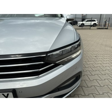 Volkswagen Passat  Kombi 2023,  1.5 benzyna, automat - Na sprzedaż za 75 000 zł - Jawczyce - zdjęcie 9