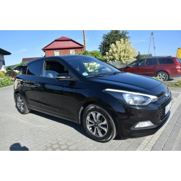 Hyundai i20  Hatchback 2018,  1.2 benzyna - Na sprzedaż za 29 900 zł - Majdan Sieniawski - zdjęcie 9