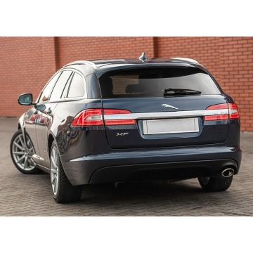 Jaguar XF  Kombi 2014,  2.2 diesel, automat - Na sprzedaż za 42 900 zł - Podzagajnik - zdjęcie 8