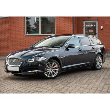 Jaguar XF  Kombi 2014,  2.2 diesel, automat - Na sprzedaż za 42 900 zł - Podzagajnik - zdjęcie 6