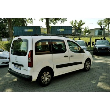 Citroen Berlingo 2012,  1.6 diesel - Na sprzedaż za 21 900 zł - Płock - zdjęcie 7