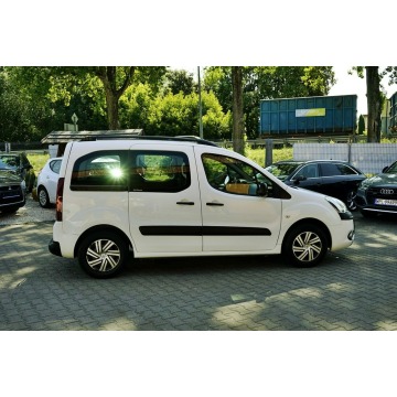 Citroen Berlingo 2012,  1.6 diesel - Na sprzedaż za 21 900 zł - Płock - zdjęcie 8