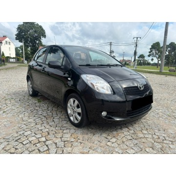 Toyota Yaris  Hatchback 2007,  1.3 benzyna - Na sprzedaż za 15 900 zł - Myszyniec - zdjęcie 4