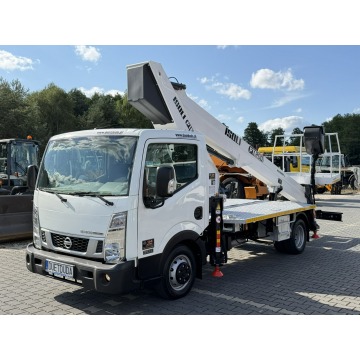 Nissan  2015,  2.5 diesel - Na sprzedaż za 217 710 zł - Widełki - zdjęcie 3