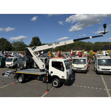 Nissan  2015,  2.5 diesel - Na sprzedaż za 217 710 zł - Widełki - zdjęcie 7